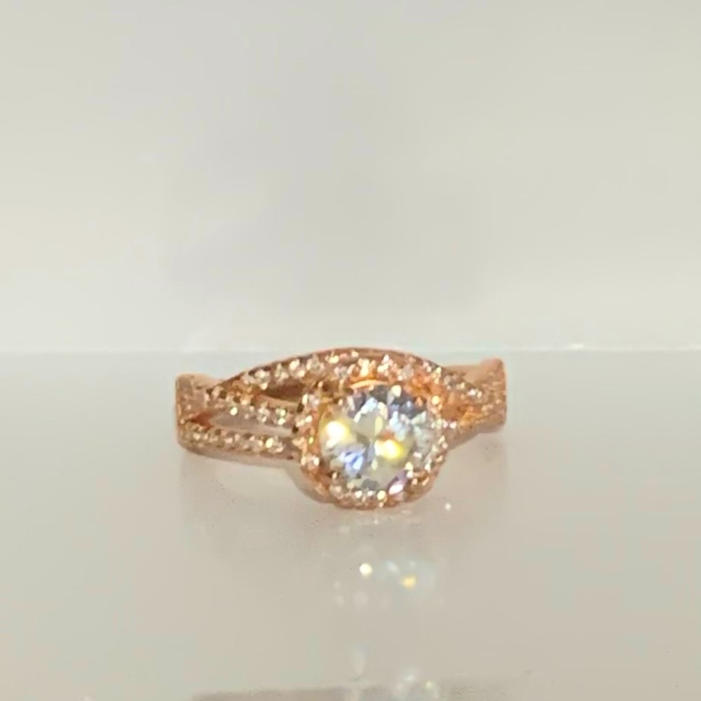 Charmed aroma rose gold ring